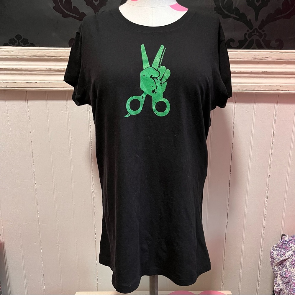Womens Hairdresser/Hairstylist Tee From Behind The Chair
